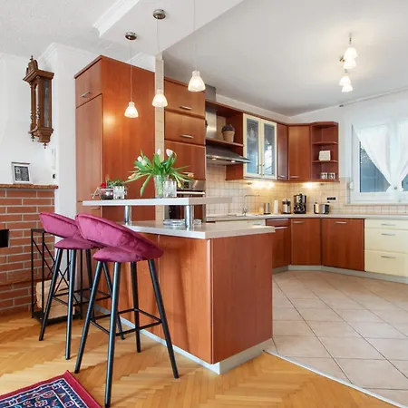 Aria Superior Apartment, Seaview & Wellness