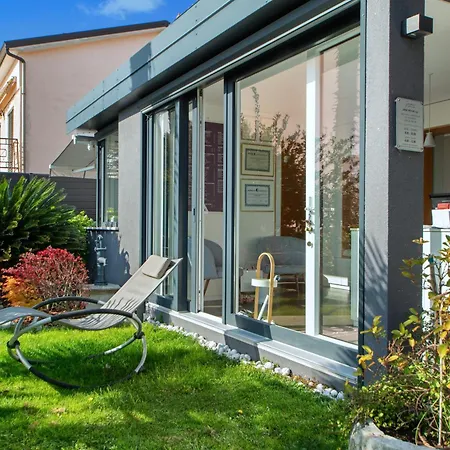 Aria Superior Apartment, Seaview & Wellness Apartment