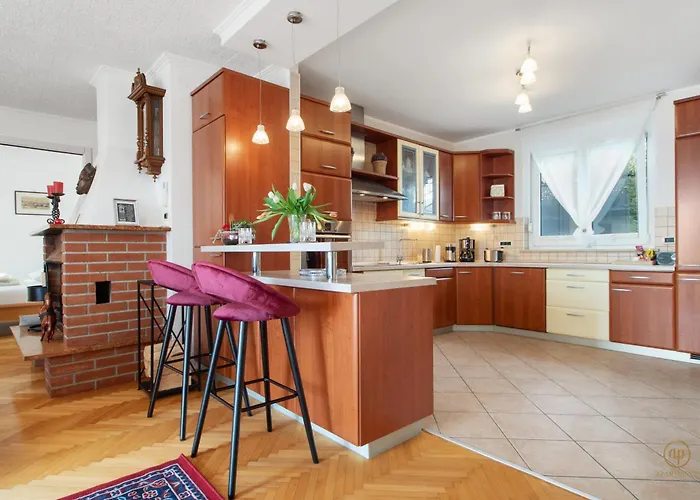 Aria Superior Apartment, Seaview & Wellness