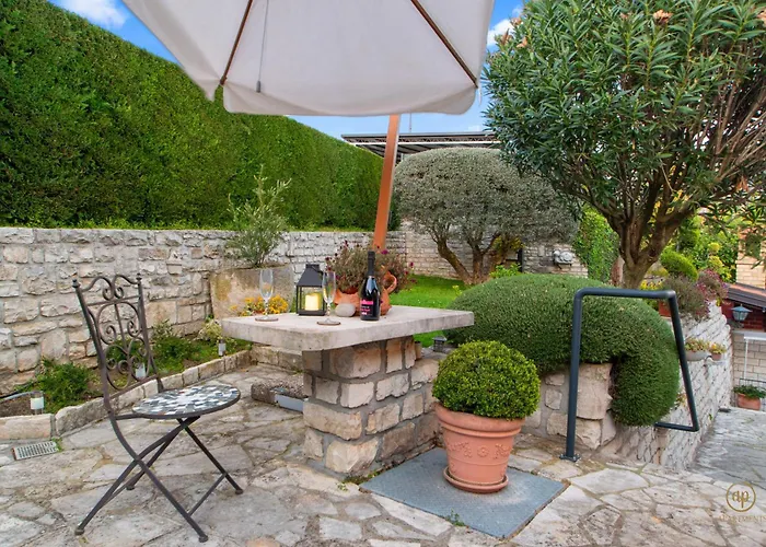 Aria Superior Apartment, Seaview & Wellness アパート ポルトローシュ