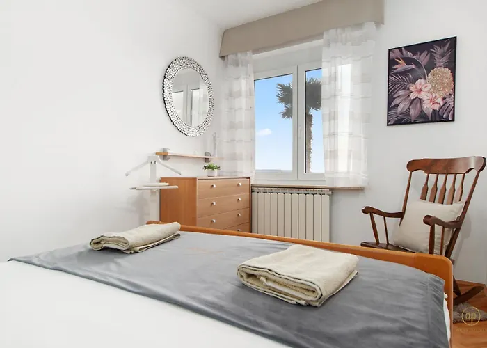 Aria Superior Apartment, Seaview & Wellness